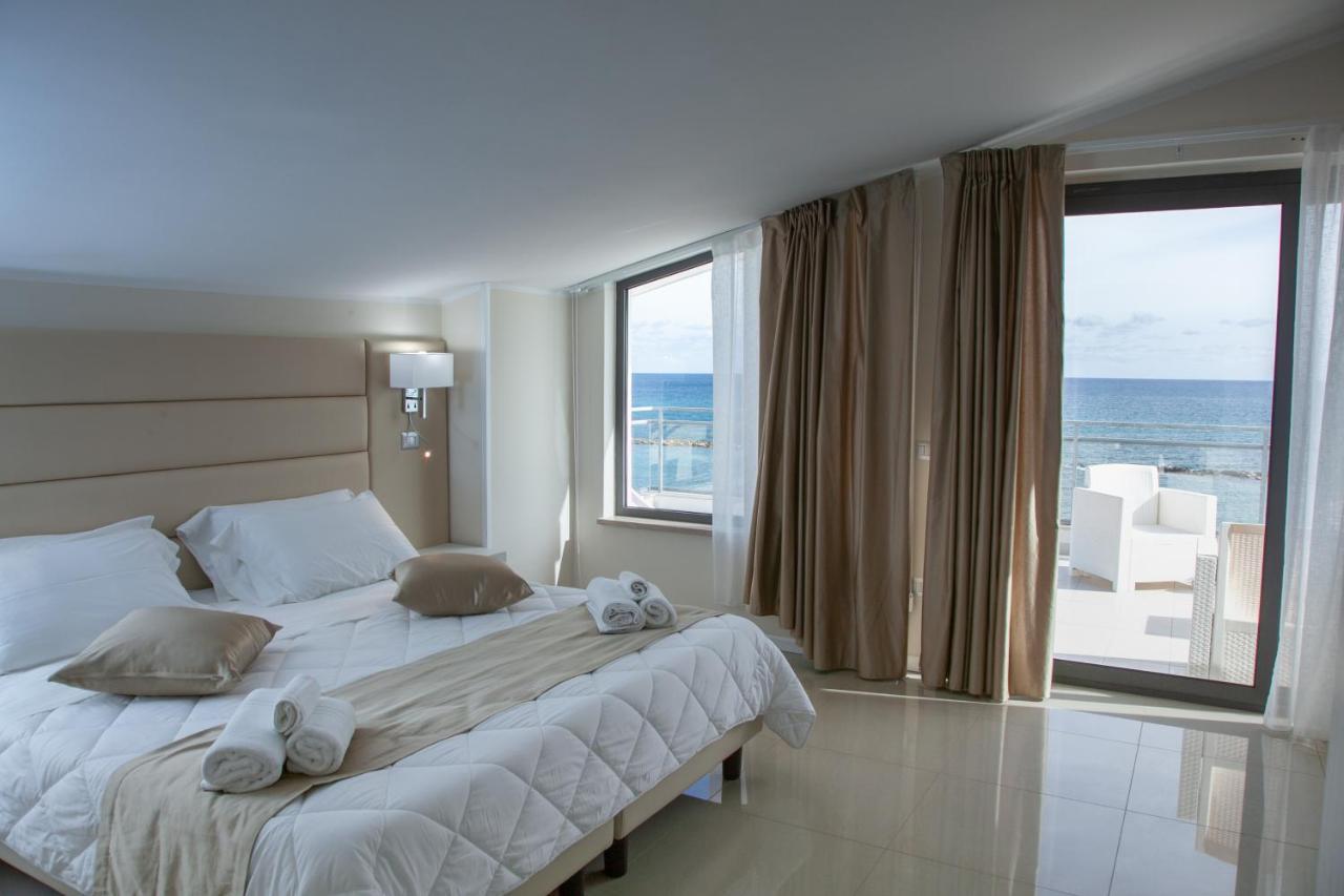 Hotel Dolce Stella Torre Melissa Exteriér fotografie